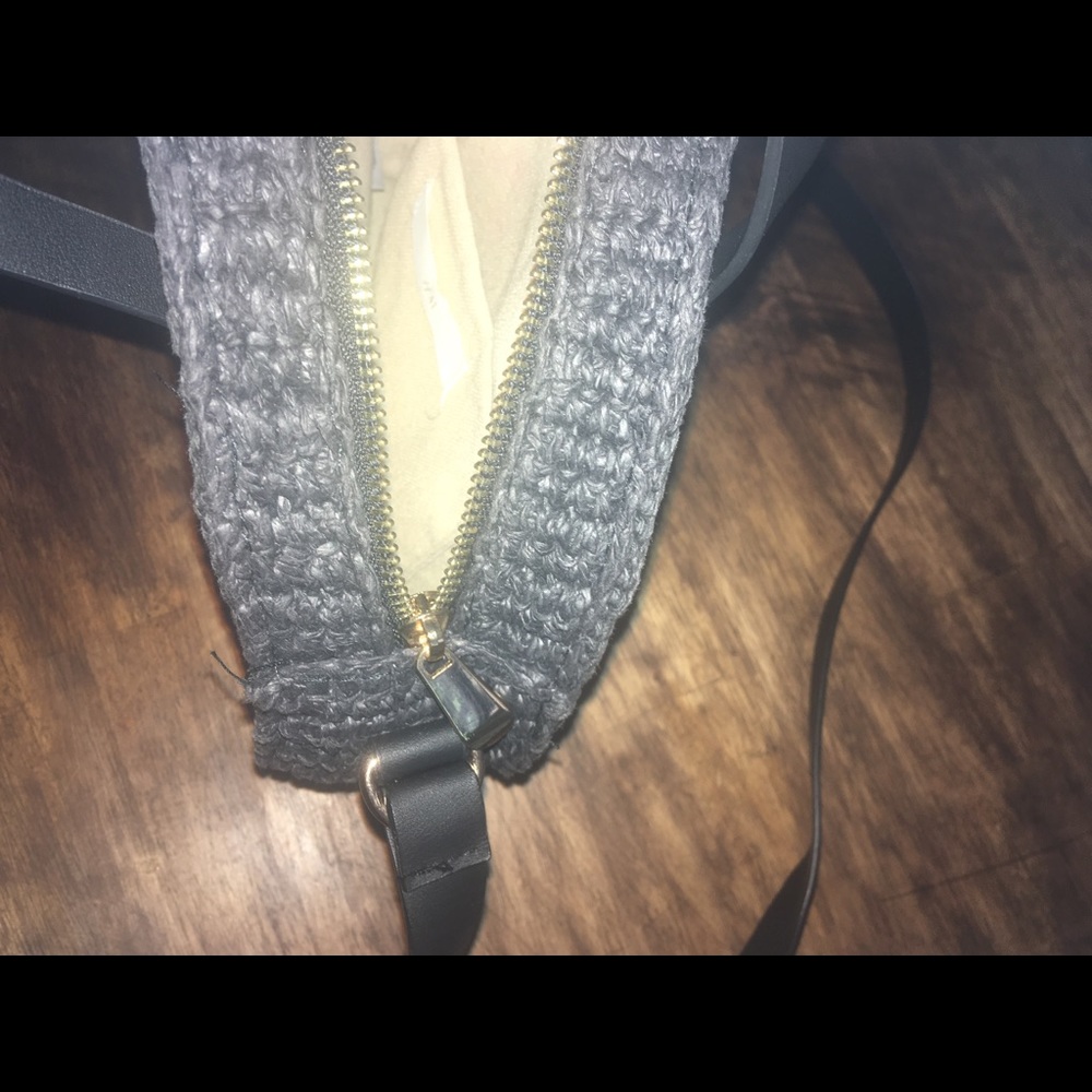 Purse - Picture 2 of 3